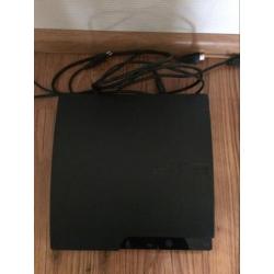 PlayStation 3 met 25 games en 3 controllers.