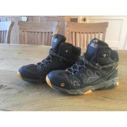 Jack Wolfskin schoenen maat 33