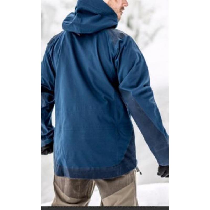 Klattermusen hardshell ski /outdoor jas brage maat xxl